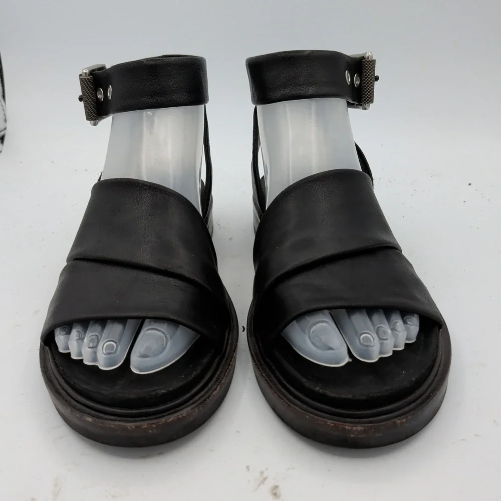 Rag & Bone Slayton $350 Black Leather Ankle Strap Buckle Sandals Womens 36 Italy